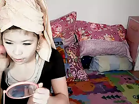 xxhotamizinggirl online show from 03/17/26, 04:21