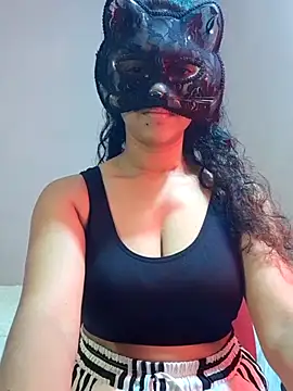 cutehotwife online show from 04/20/26, 09:05