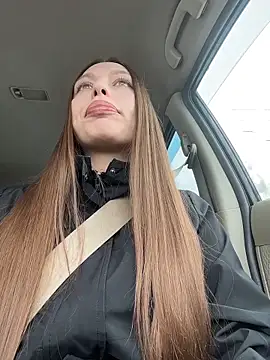 LeiaMood online show from 04/18/26, 05:11