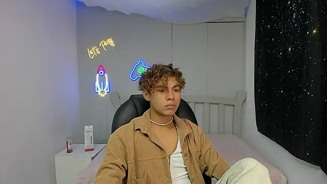 Anyelo Twink online show from 02/03/26, 08:14