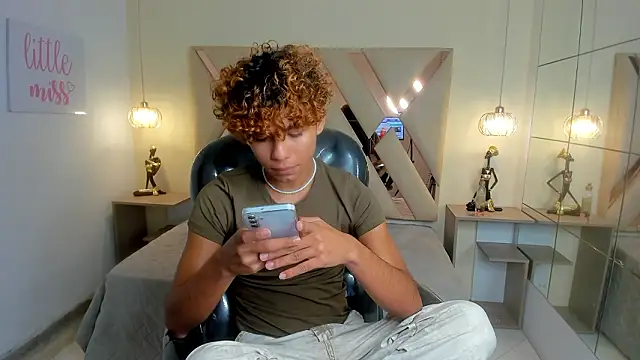 Anyelo Twink online show from 03/17/26, 09:01