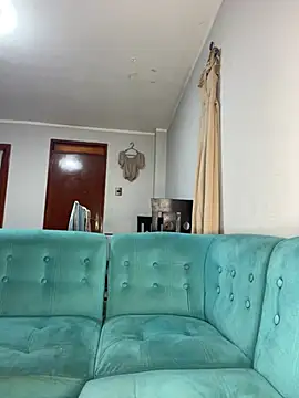 Snapshot of Aleja_1426 chatting on 01/17/26, 03:06 Aleja 1426 online show from 01/17/26, 03:06