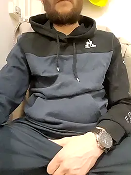 80julien online show from 02/05/26, 12:15