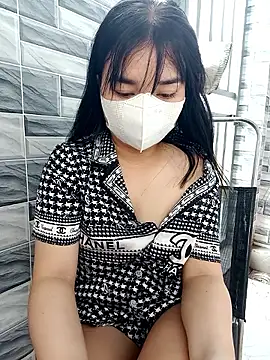 EnzxMoon02 online show from 04/20/26, 05:43