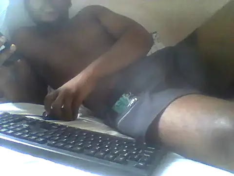 Snapshot of handsomeguy02 chatting on 04/01/26, 12:50 handsomeguy02 online show from 04/01/26, 12:50