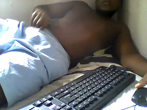 Snapshot of handsomeguy02 chatting on 04/15/26, 02:02 handsomeguy02 online show from 04/15/26, 02:02
