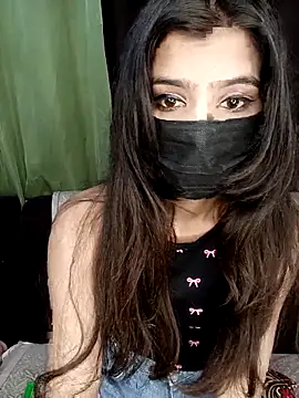 hotyjiyaaaa online show from 02/19/26, 05:31