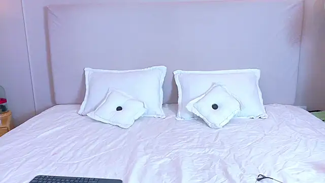 zarah queen online show from 02/19/26, 03:13