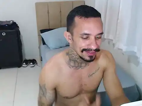 Snapshot of lipegonzalezz chatting on 02/04/26, 10:58 lipegonzalezz online show from 02/04/26, 10:58