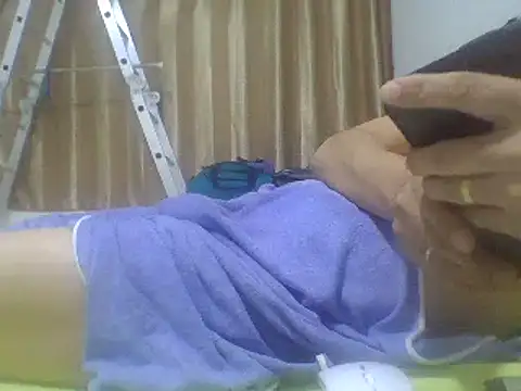 Snapshot of shunfaf chatting on 12/15/24, 10:37 shunfaf online show from 12/15/24, 10:37