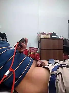 Snapshot of shunfaf chatting on 02/05/25, 10:41 shunfaf online show from 02/05/25, 10:41