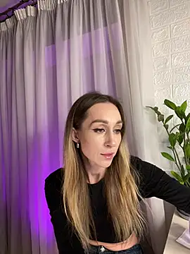 AnesaKis online show from 02/15/26, 02:30