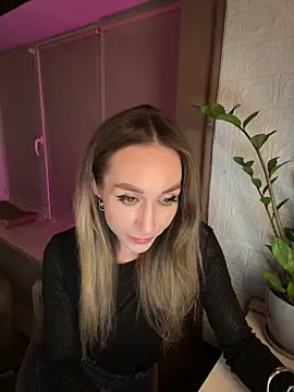 AnesaKis online show from 04/11/26, 12:04