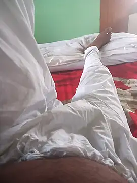deshi9inch9 online show from 06/26/26, 10:41