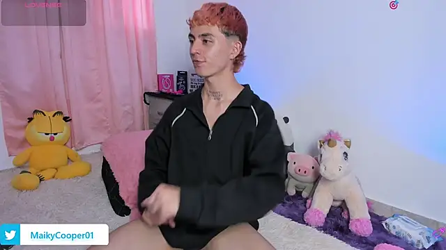 Maiky Cooper01 online show from 03/06/26, 10:17