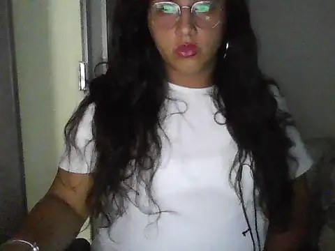 Snapshot of Dvz888 chatting on 01/15/26, 02:27 Dvz888 online show from 01/15/26, 02:27