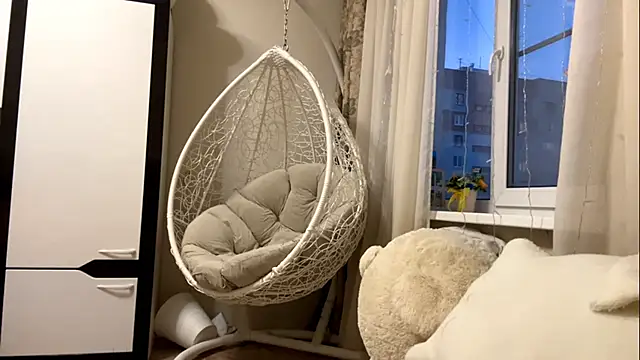 AnjaEmmlck online show from 01/17/26, 02:22