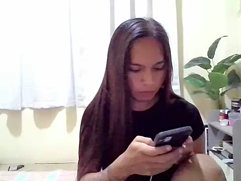 LOVELYMAYUMIE online show from 05/04/26, 04:14