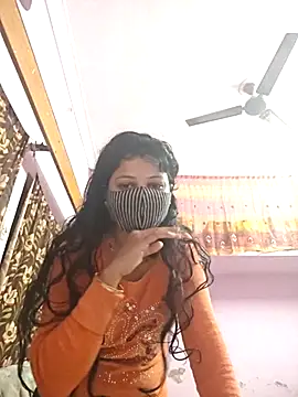 Snapshot of Priyaji7575 chatting on 01/17/26, 05:23 Priyaji7575 online show from 01/17/26, 05:23