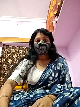 Snapshot of Priyaji7575 chatting on 02/02/26, 06:01 Priyaji7575 online show from 02/02/26, 06:01