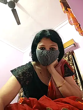 Snapshot of Priyaji7575 chatting on 02/03/26, 06:22 Priyaji7575 online show from 02/03/26, 06:22