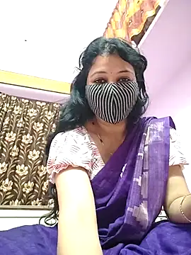 Snapshot of Priyaji7575 chatting on 02/04/26, 05:13 Priyaji7575 online show from 02/04/26, 05:13