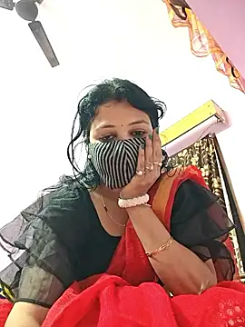 Snapshot of Priyaji7575 chatting on 02/05/26, 06:07 Priyaji7575 online show from 02/05/26, 06:07