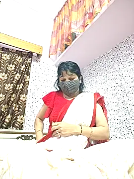 Snapshot of Priyaji7575 chatting on 02/11/26, 05:45 Priyaji7575 online show from 02/11/26, 05:45