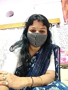 Snapshot of Priyaji7575 chatting on 02/13/26, 05:47 Priyaji7575 online show from 02/13/26, 05:47