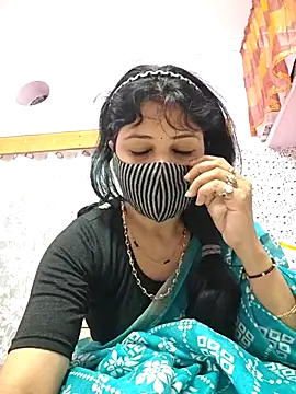 Snapshot of Priyaji7575 chatting on 02/24/26, 11:30 Priyaji7575 online show from 02/24/26, 11:30