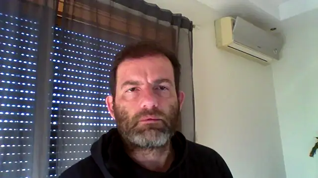 Snapshot of _grj1 chatting on 02/12/26, 08:53 grj1 online show from 02/12/26, 08:53