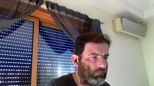 Snapshot of _grj1 chatting on 02/26/26, 08:57 grj1 online show from 02/26/26, 08:57