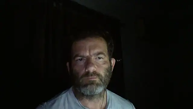 Snapshot of _grj1 chatting on 07/18/26, 04:27 grj1 online show from 07/18/26, 04:27