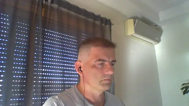 Snapshot of _grj1 chatting on 07/22/26, 07:55 grj1 online show from 07/22/26, 07:55
