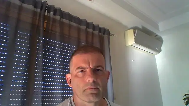Snapshot of _grj1 chatting on 07/24/26, 08:01 grj1 online show from 07/24/26, 08:01
