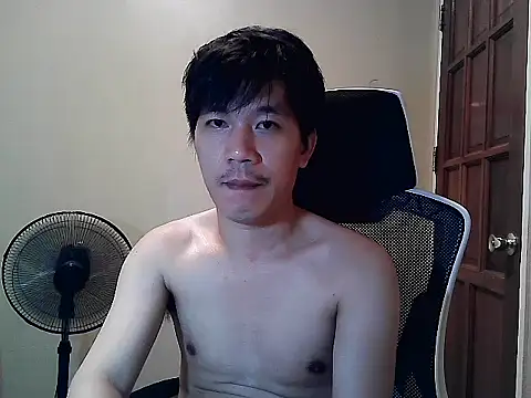 Snapshot of asian_guy67 chatting on 07/29/26, 02:59 asian guy67 online show from 07/29/26, 02:59