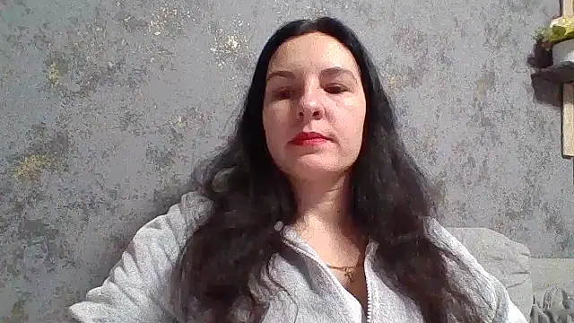 HollySecret77 online show from 01/15/26, 06:00