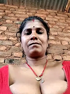 Hot di97 online show from 03/21/26, 01:21