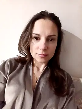 She-Moon online show from 04/11/26, 05:50