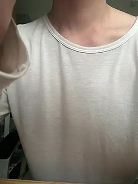 Alexkimsumin online show from 04/23/26, 02:13