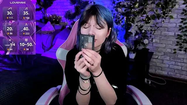 Snapshot of Ashley_Veil chatting on 03/02/26, 09:10 Ashley Veil online show from 03/02/26, 09:10