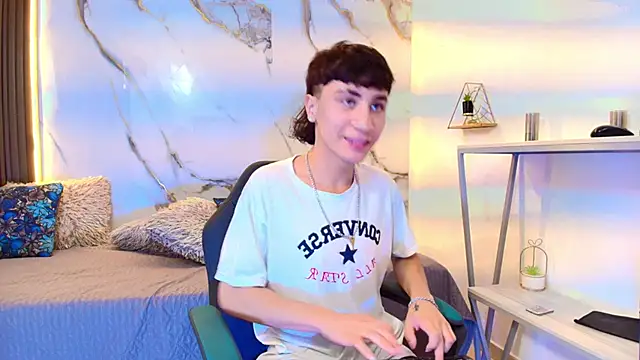 XanderGrey8 online show from 02/24/26, 07:45