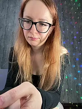 Snapshot of coy_girl_ chatting on 02/05/26, 11:37 coy girl online show from 02/05/26, 11:37