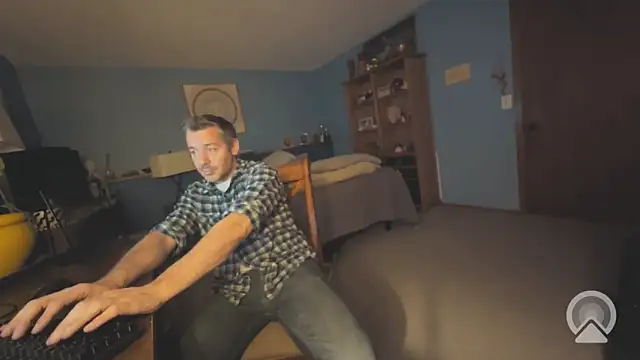 chrisw8140 online show from 04/21/26, 04:41