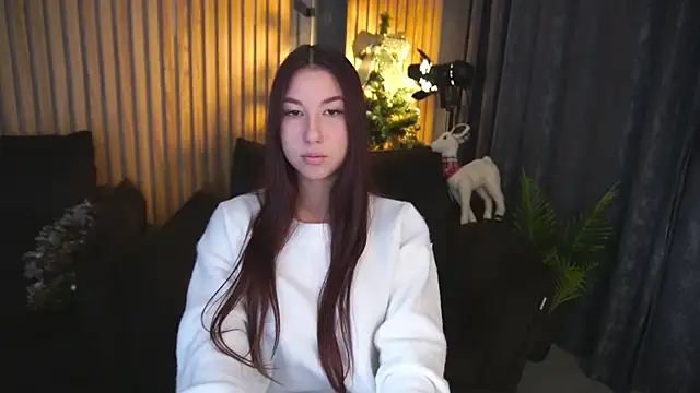 Snapshot of LeilaCrosss chatting on 01/12/26, 02:11 LeilaCrosss online show from 01/12/26, 02:11