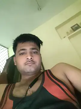 Snapshot of allumatar chatting on 05/26/26, 10:33 allumatar online show from 05/26/26, 10:33
