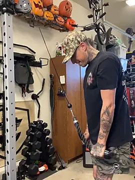 Snapshot of brngitdwn chatting on 02/14/26, 03:53 brngitdwn online show from 02/14/26, 03:53