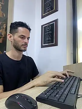 gatoquiles online show from 02/05/26, 05:50