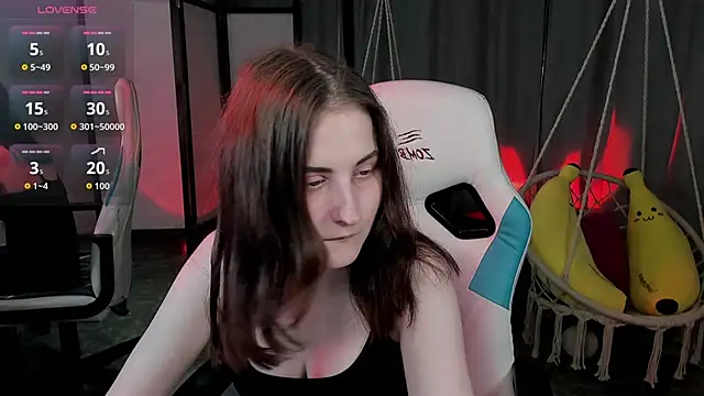 KiraDuvall online show from 04/06/26, 06:20