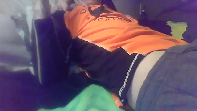 Snapshot of HungandHynotic chatting on 02/20/26, 10:16 HungandHynotic online show from 02/20/26, 10:16